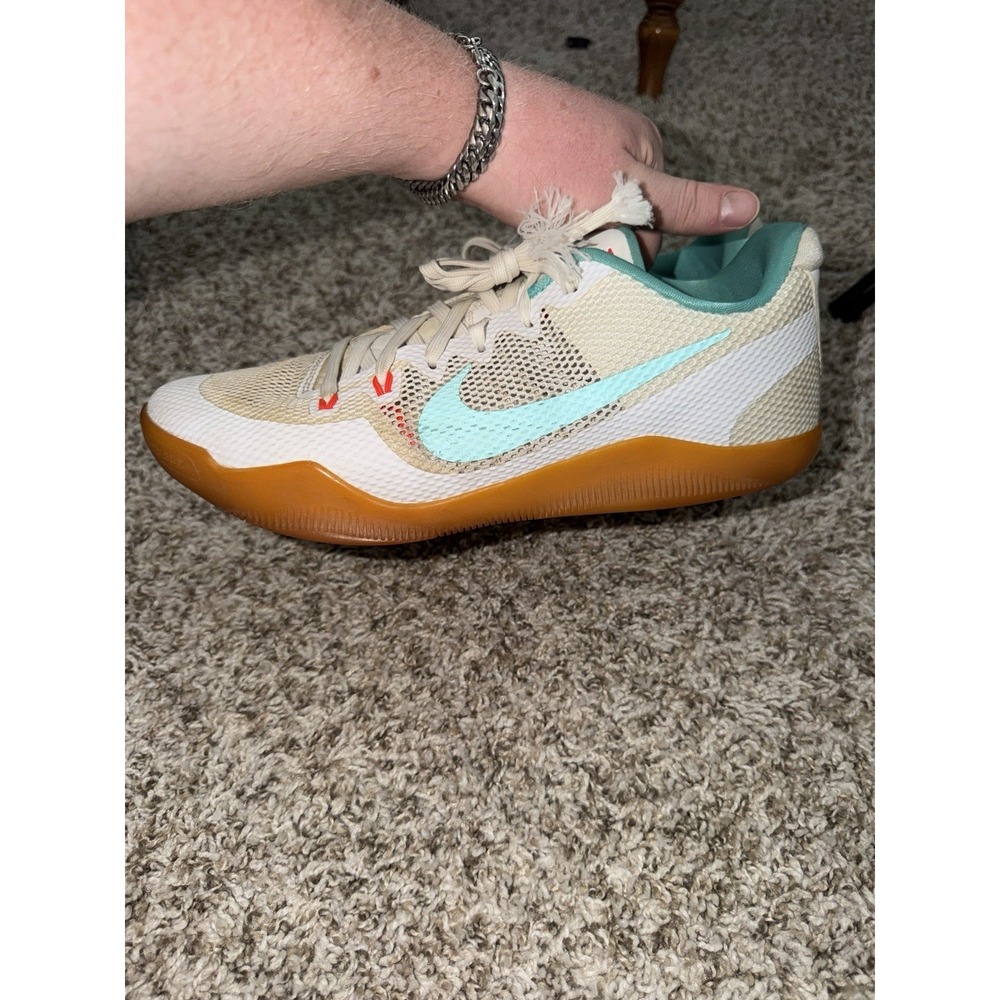 Size 10 - Nike Kobe 11 EM Low Summer 2016 Miami White Teal 836183-103 - Picture 3 of 8
